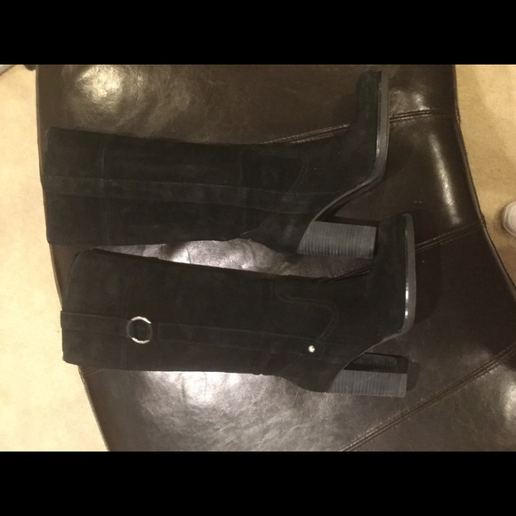 👋 GUESS BOOTS 👢 - Picture 3 of 7